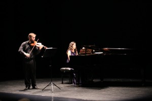 Concierto Confronting Silence 01